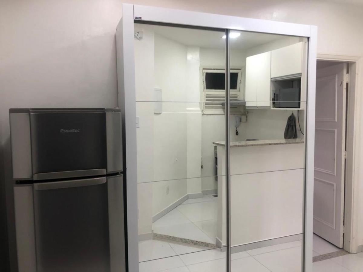 Apartamento Copacabana A 7 Min Da Praia, Posto 2, Reformado!