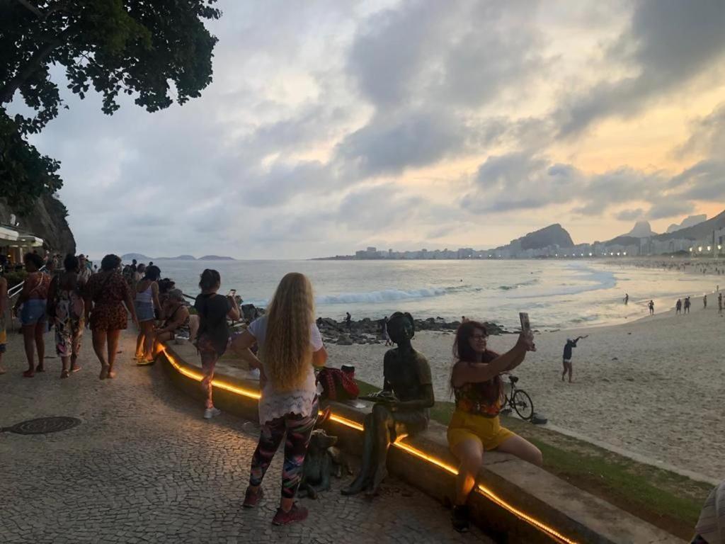 Copacabana A 7 Min Da Praia, Posto 2, Reformado! Apartamento
