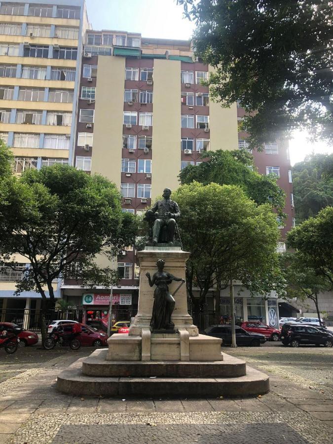 Copacabana A 7 Min Da Praia, Posto 2, Reformado!